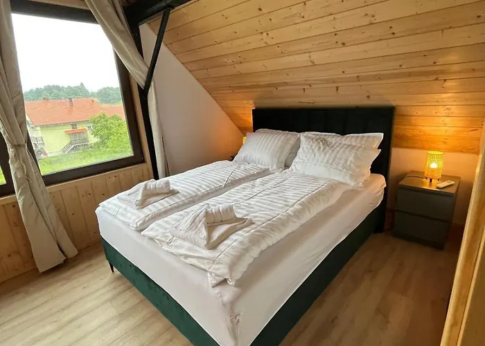 Seoska Rapsodija Σαλέ *