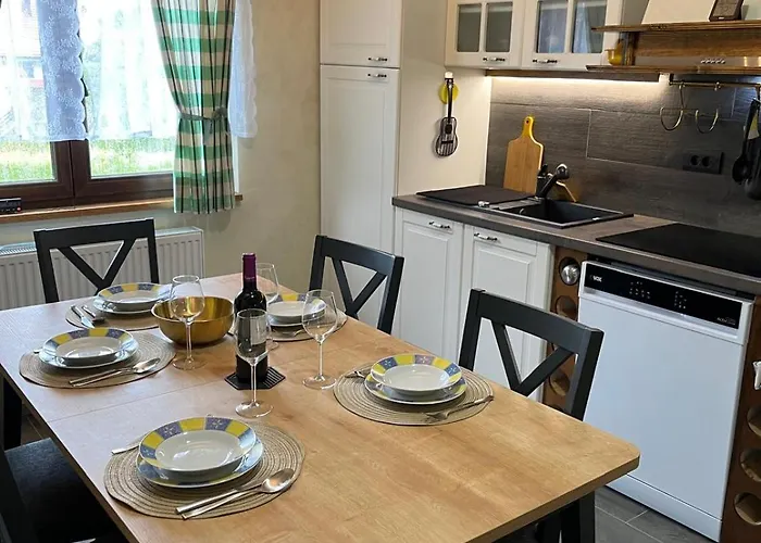 Seoska Rapsodija Σαλέ *