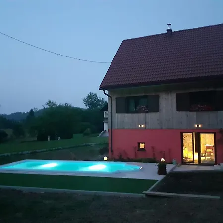 Seoska Rapsodija Alpesi faház Tršće